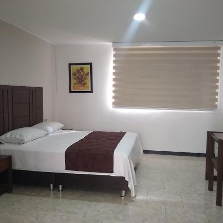 Hotel Hacaritama Ocana Ngoại thất bức ảnh