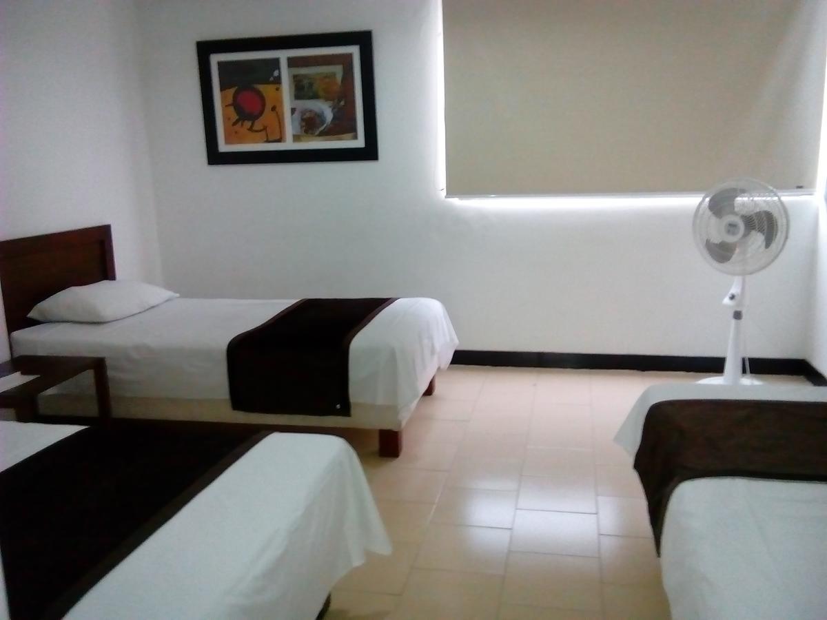 Hotel Hacaritama Ocana Ngoại thất bức ảnh