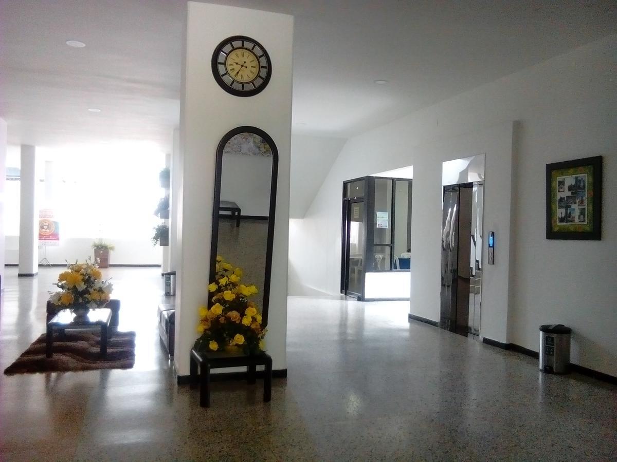 Hotel Hacaritama Ocana Ngoại thất bức ảnh
