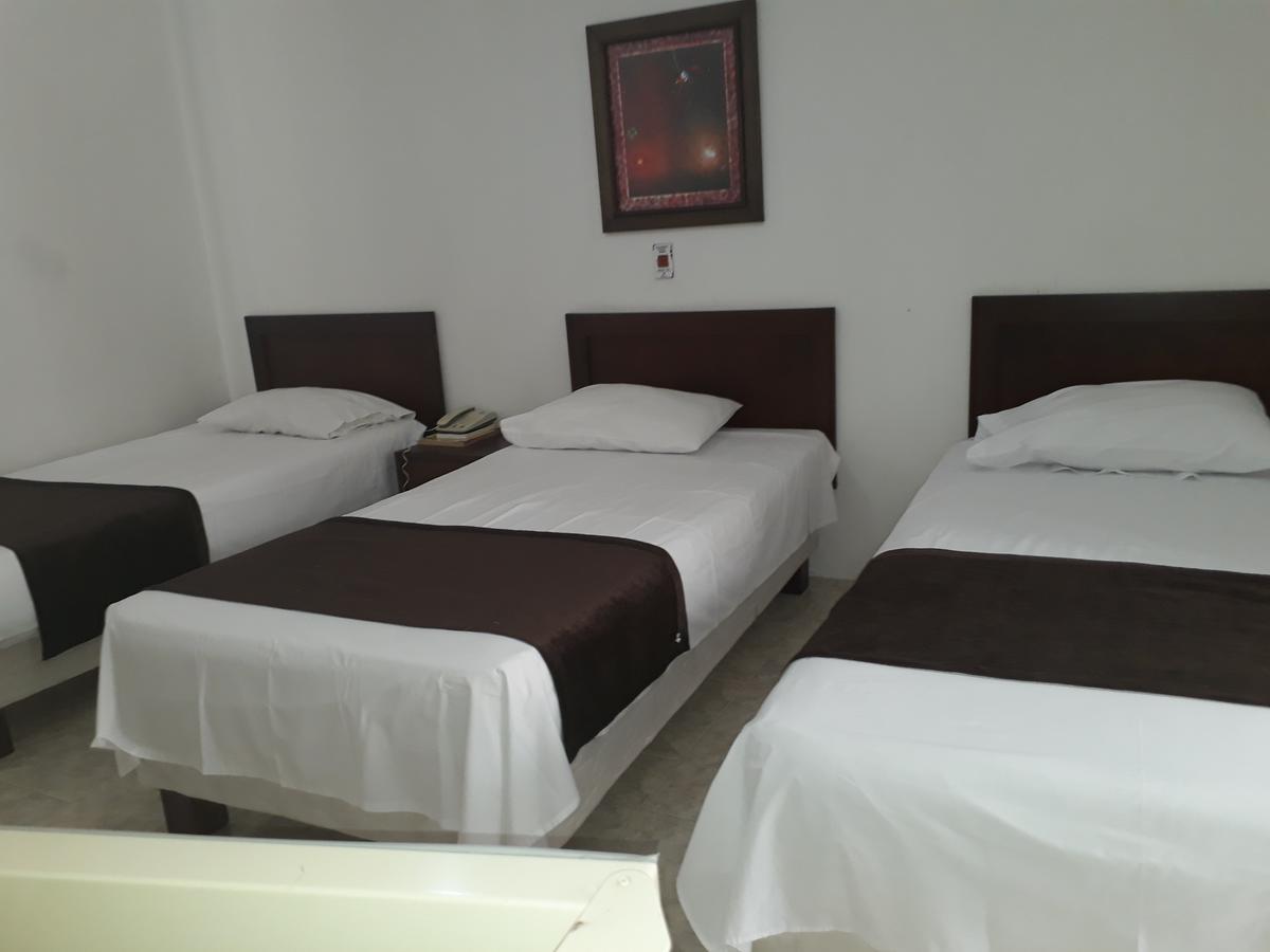 Hotel Hacaritama Ocana Ngoại thất bức ảnh
